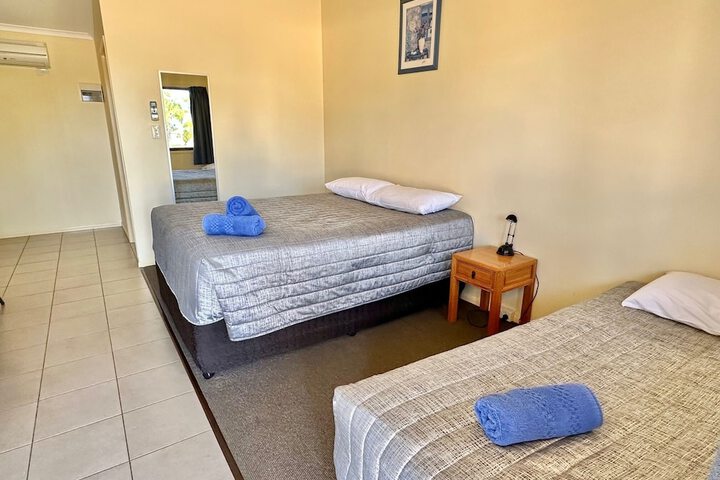 Room 2 of 24