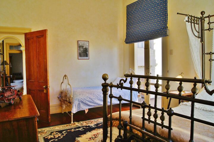 Room 4 of 56