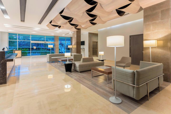 Hotel Interior 7 of 61