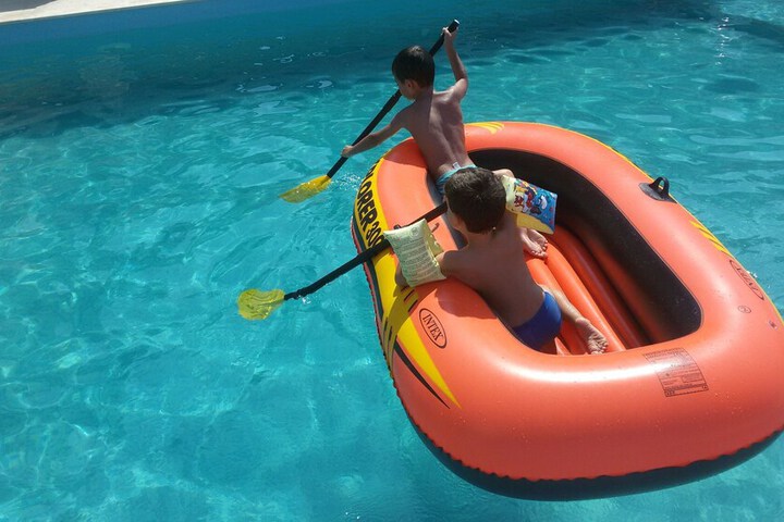 Pool Hotel