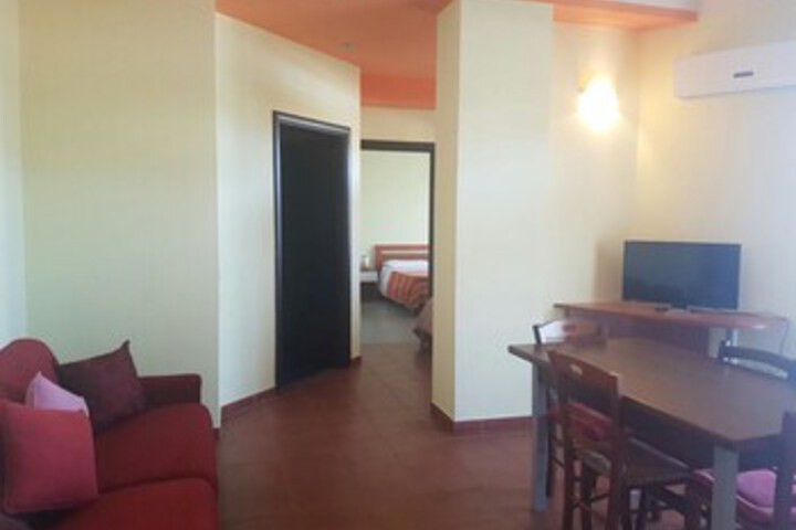 Room 21 of 39