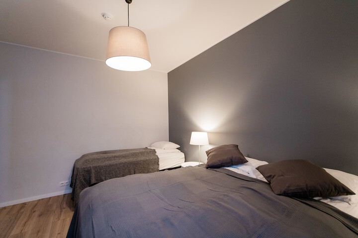Room 5 of 62
