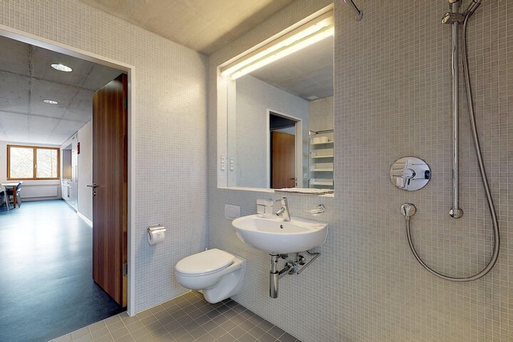 Room 14 of 35