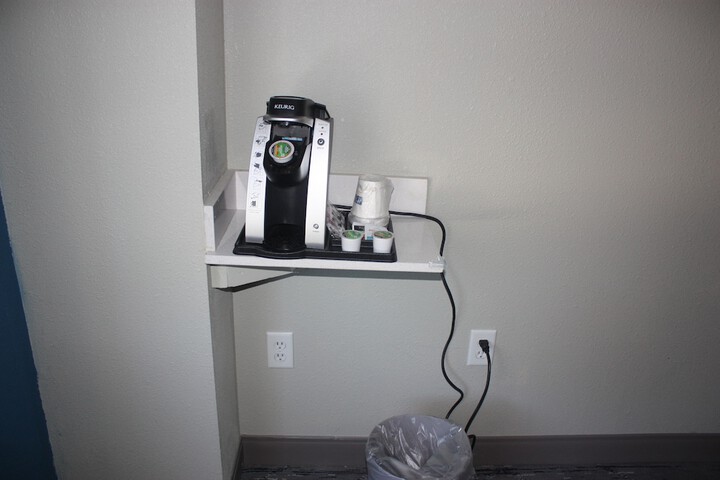 Breakfast/Coffee Service 35 of 101