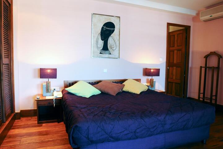 Room 7 of 38