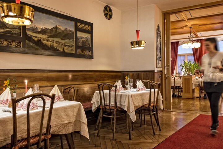 Dining 166 of 214