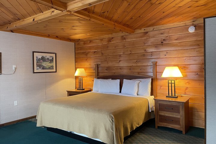 Room 4 of 88