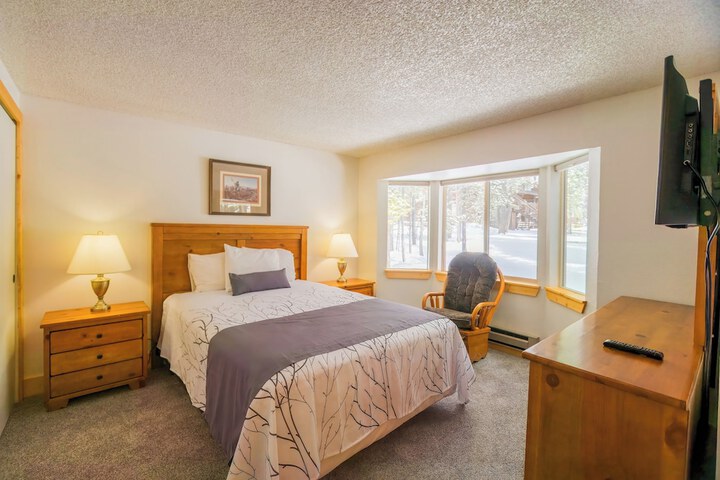 Room 4 of 43