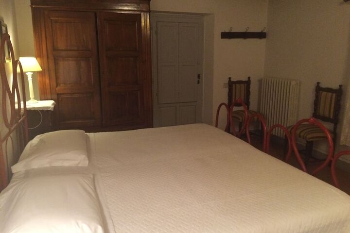 Room 20 of 85