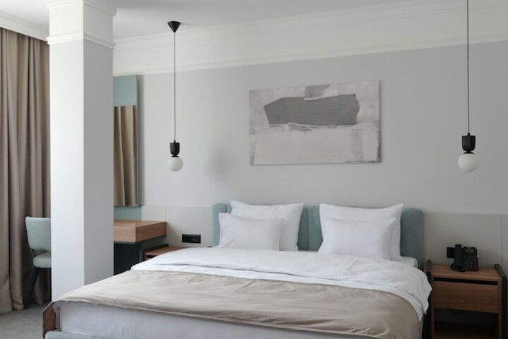 Room 6 of 38