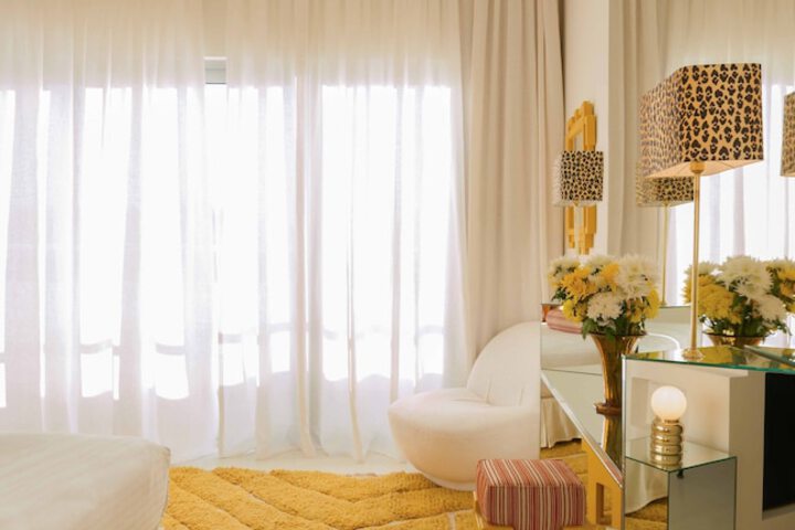 Room 6 of 61