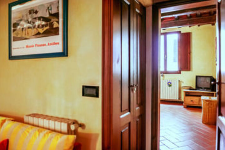 Room 16 of 41