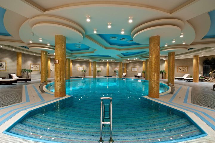 Pool 73 of 137