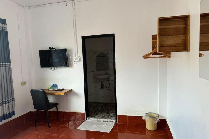 Photo 16