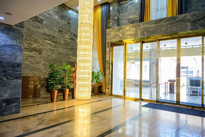 Hotel 2 of 166