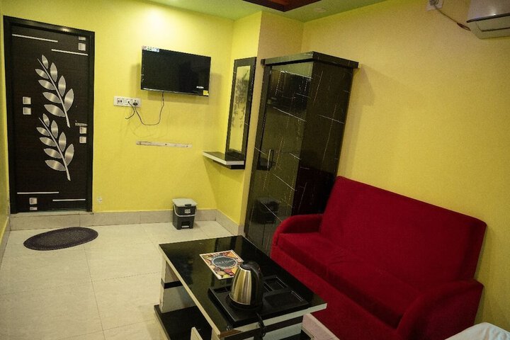 Room 14 of 17
