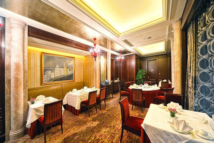 Dining 83 of 99