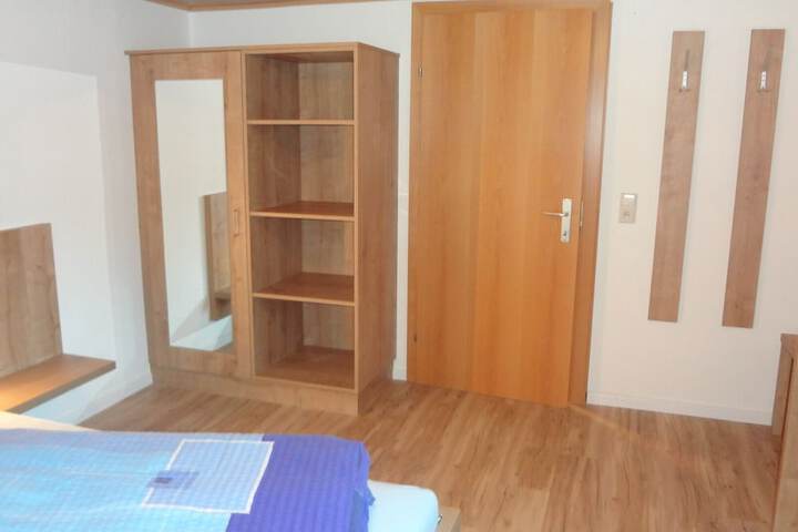 Room 2 of 36