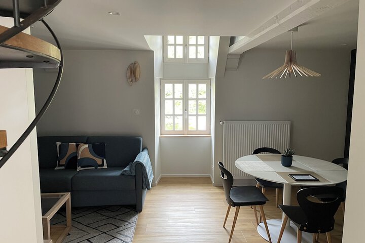 Room 18 of 34