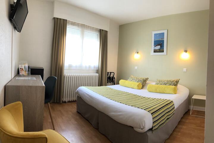 Room 12 of 43