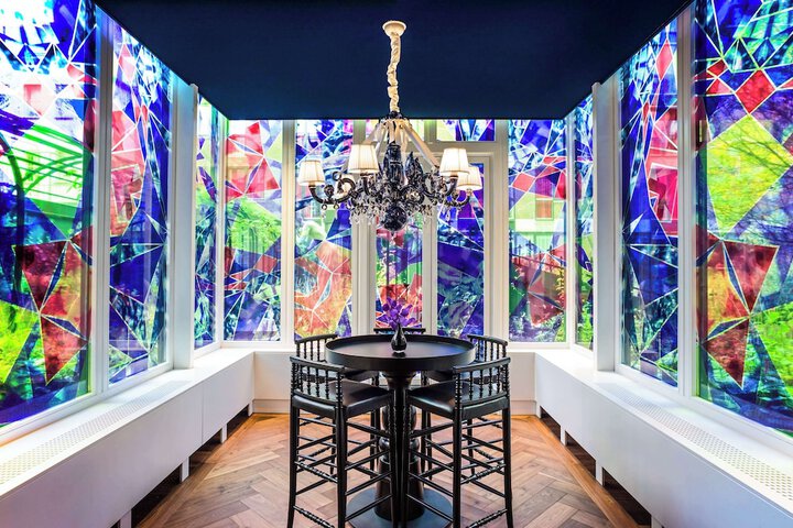 Guest Lobby