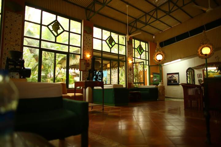 Hotel Interior 5 of 37