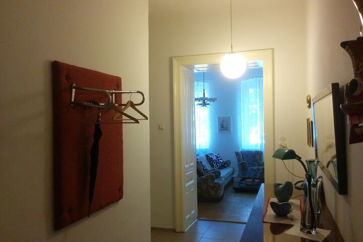 Hotel 2 of 108