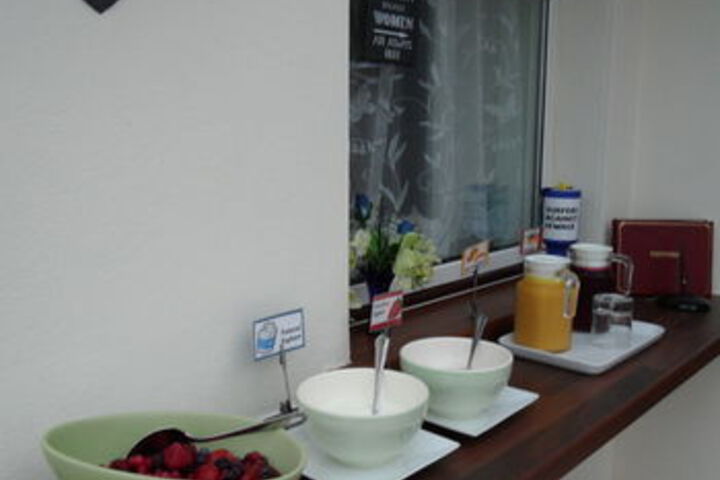 Breakfast/Coffee Service 11 of 24