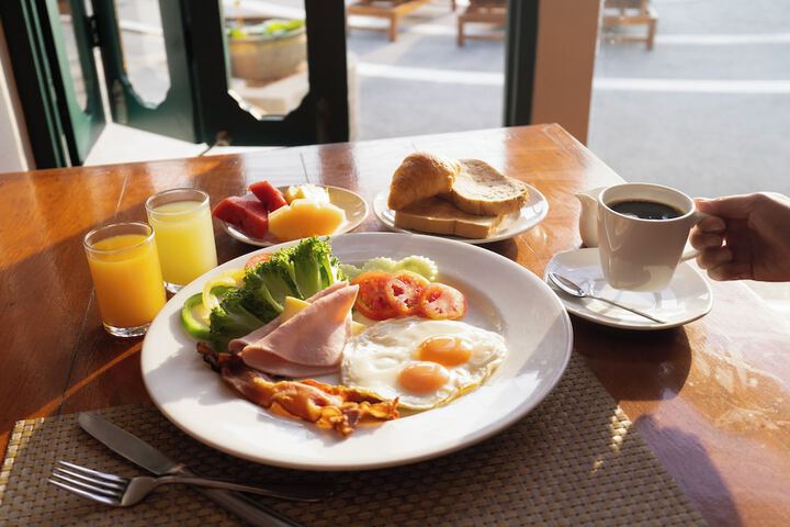Breakfast/Coffee Service 59 of 81