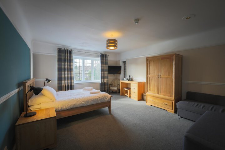 Room 16 of 35