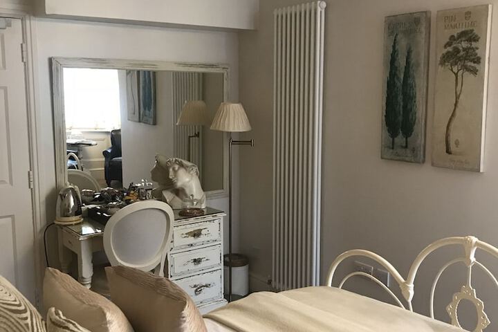 Room 29 of 79