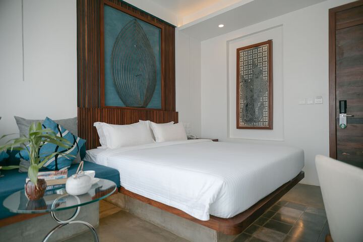 Room 32 of 155