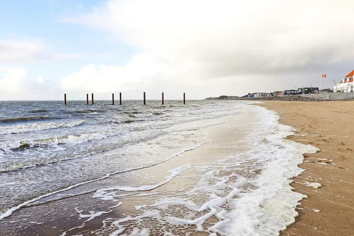Beach 17 of 24