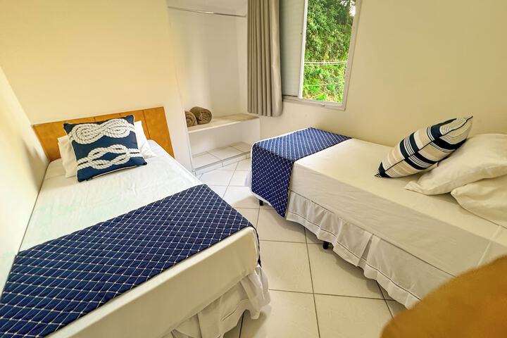 Room 25 of 171