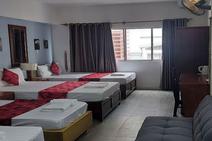 Room 29 of 36