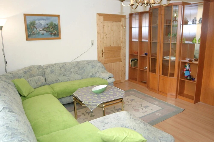 Room 3 of 16