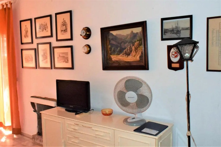 Room 3 of 13