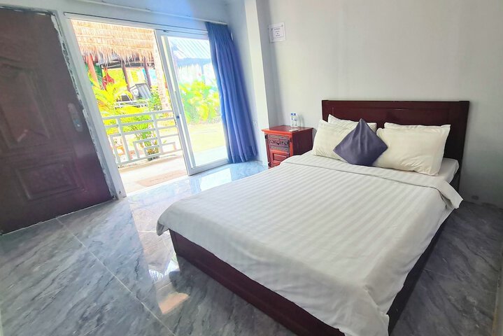 Room 2 of 45