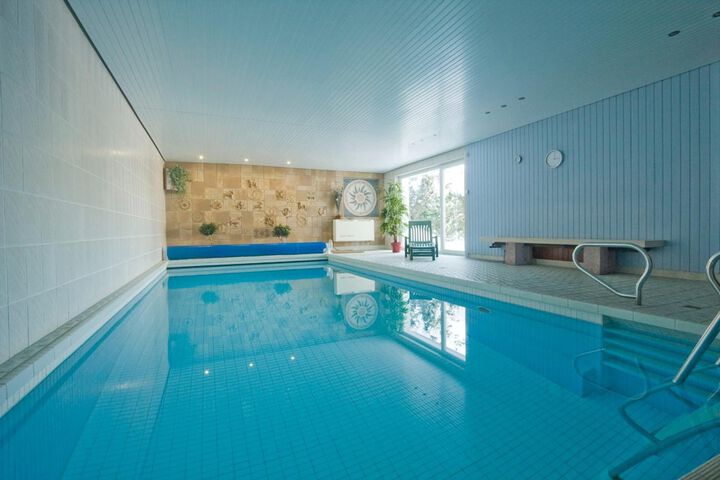 Hotel with Pool