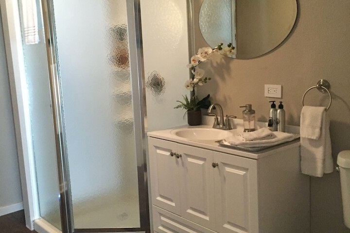 Room 17 of 35