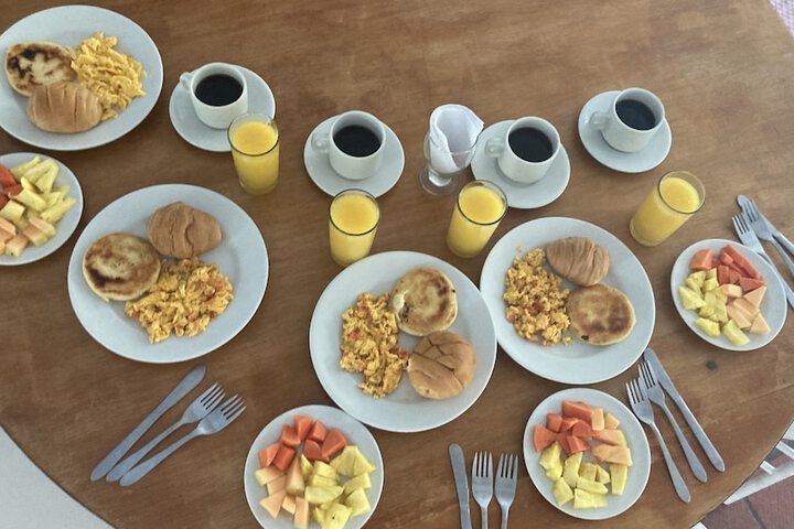 Breakfast/Coffee Service 11 of 19