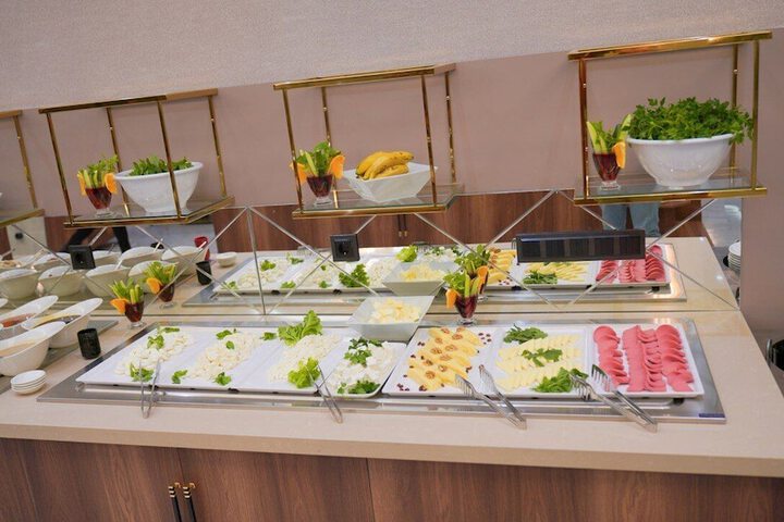 Dining 50 of 76