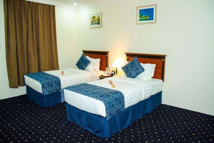 Room 10 of 49