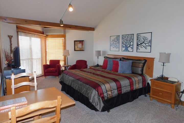Room 2 of 15