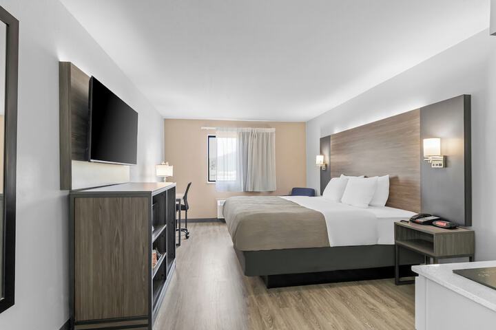 Room 3 of 58