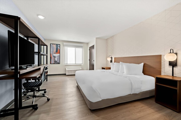 Everhome Suites Huntsville - Research Park in Huntsville, AL
