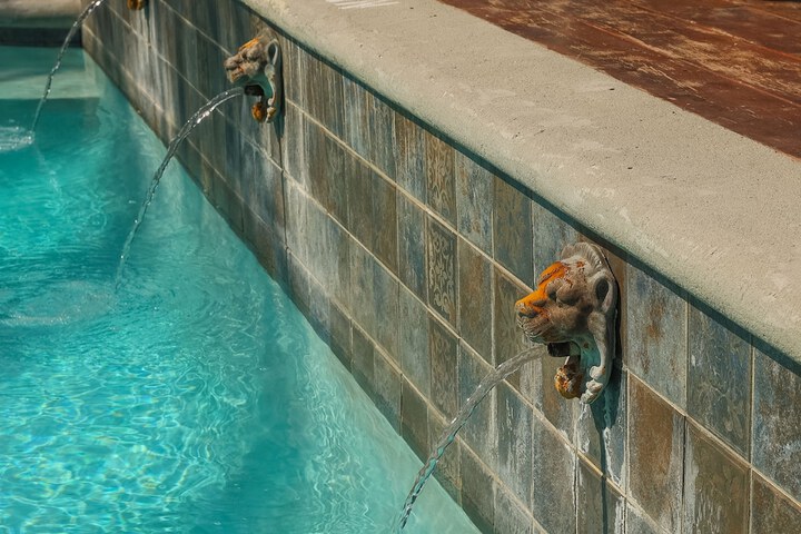 Pool 58 of 69