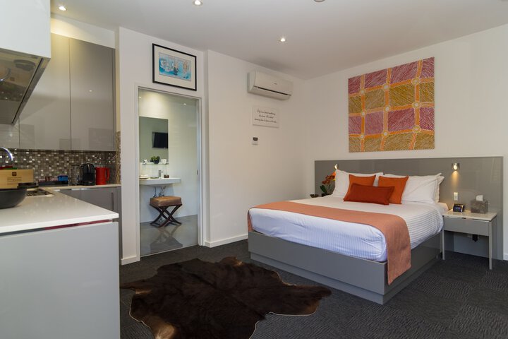 Room 12 of 40