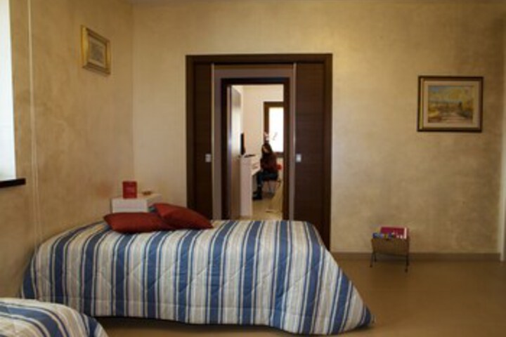 Room 24 of 25