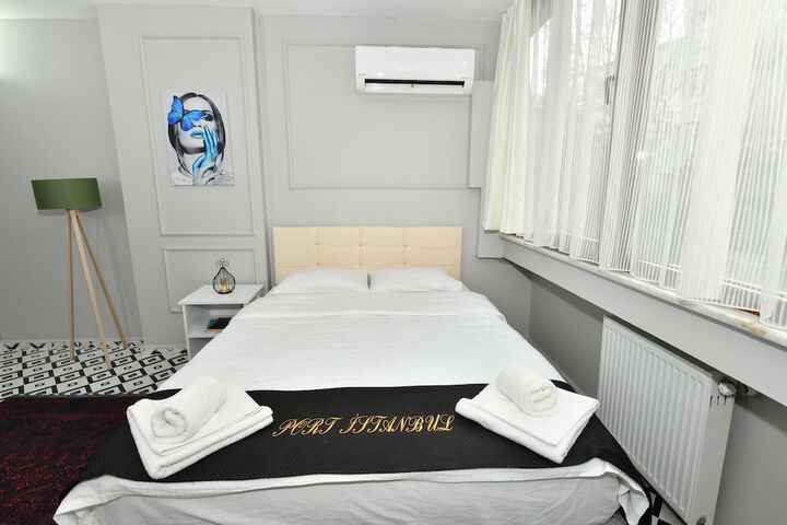 Room 8 of 47